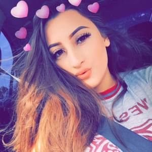 Meet your Posher, Dalilah